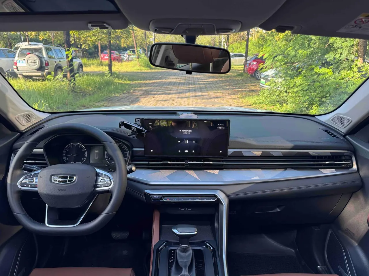 Geely Vision SUV(X6) 2021 Vision X6 Pro 1.4T Premium Automatic 14