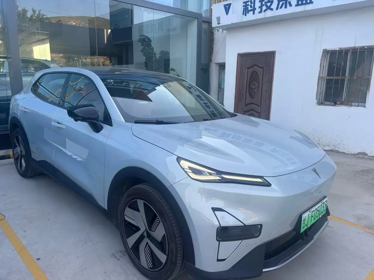 ChangAn Deepal 2025 S 05 200Ultra extended range automatic gear 2