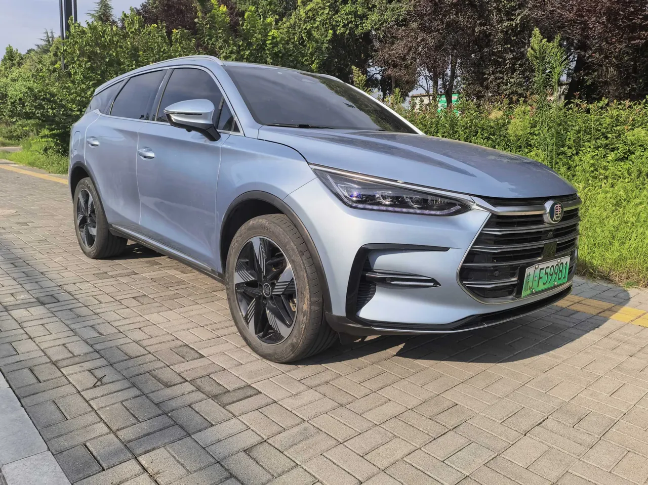 BYD Tang New Energy 2023 Tang DM-i 1.5T Stepless 112KM Champion Edition Honorable Automatic Gear 2