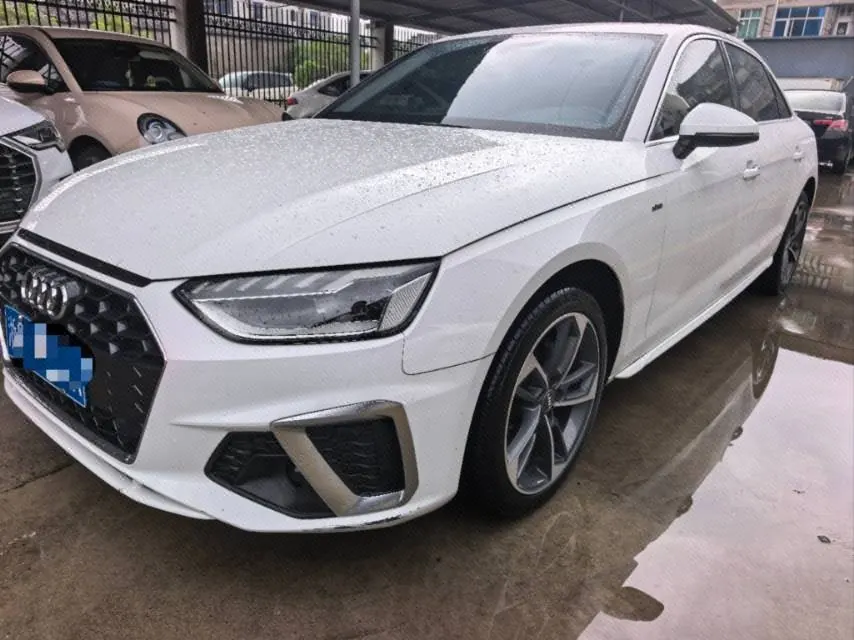 Open image lightbox: Audi 2020 A4L 2.0TFSI 40TFSI Fashion Elegant Automatic