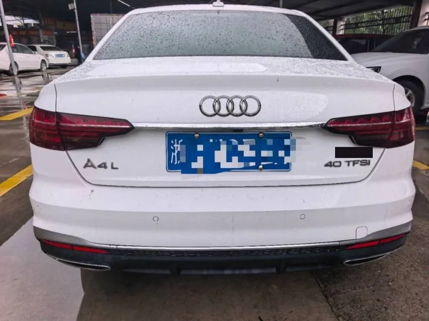 Audi 2020 A4L 2.0TFSI 40TFSI Fashion Elegant Automatic 9