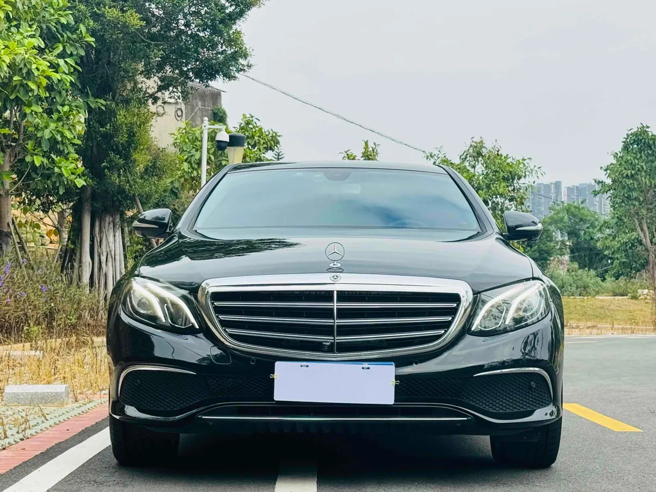 Mercedes Benz E-Class 2020 E 300 L 2.0T Fashion Automatic Gear 2