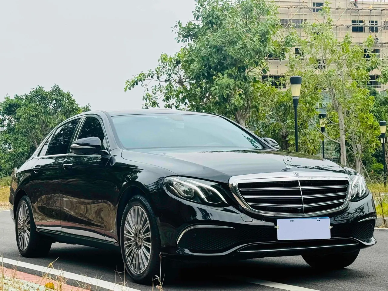 Mercedes Benz E-Class 2020 E 300 L 2.0T Fashion Automatic Gear 3