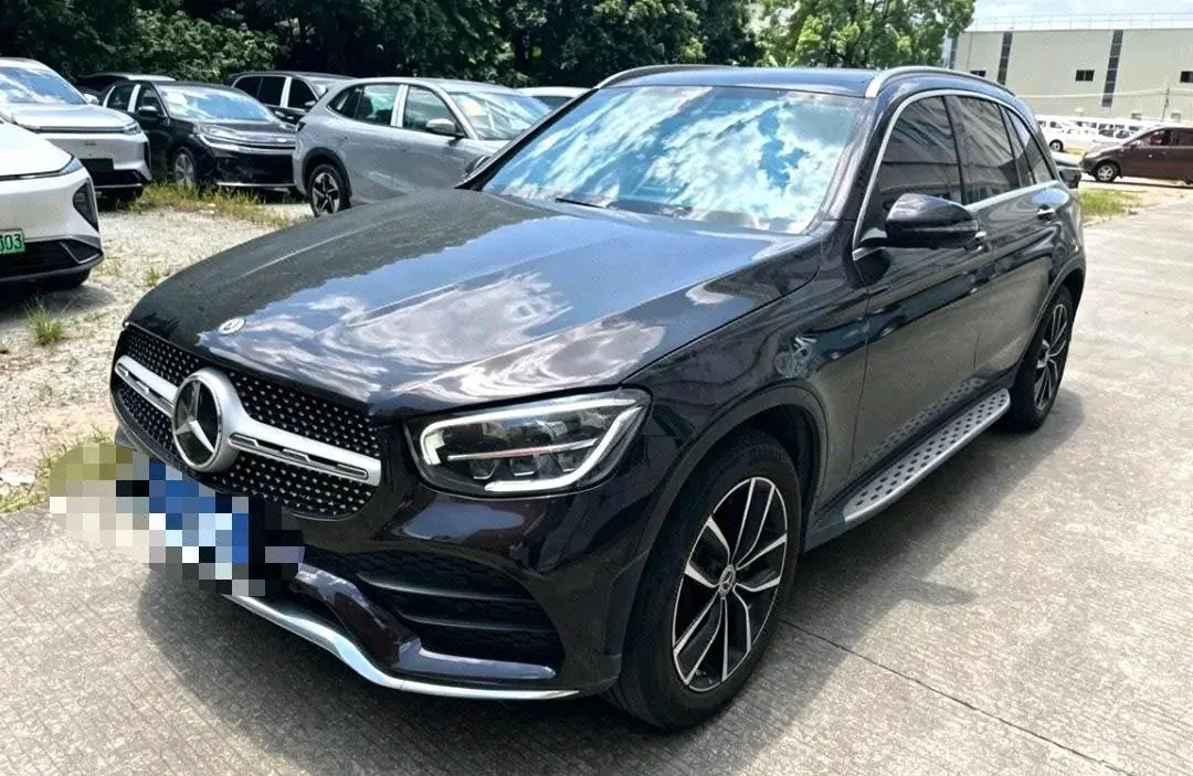 Open image lightbox: Mercedes Benz 2022 GLC 260 L 4MATIC 2.0T Luxury Automatic