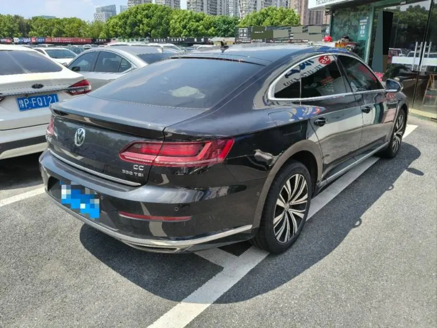 Volkswagen 2020 CC 2.0TSI 330TSI beauty version of automatic gear 9