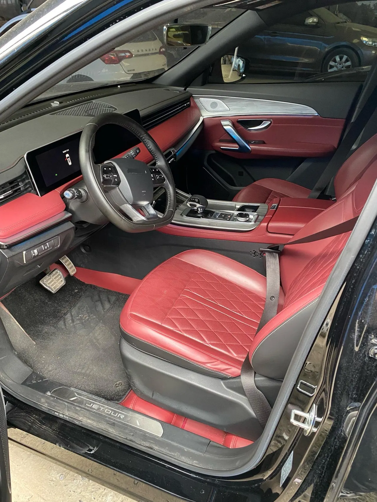 Jetour 2023 X70 PLUS 1.5T Brave PLUS7 Automatic Gear 6