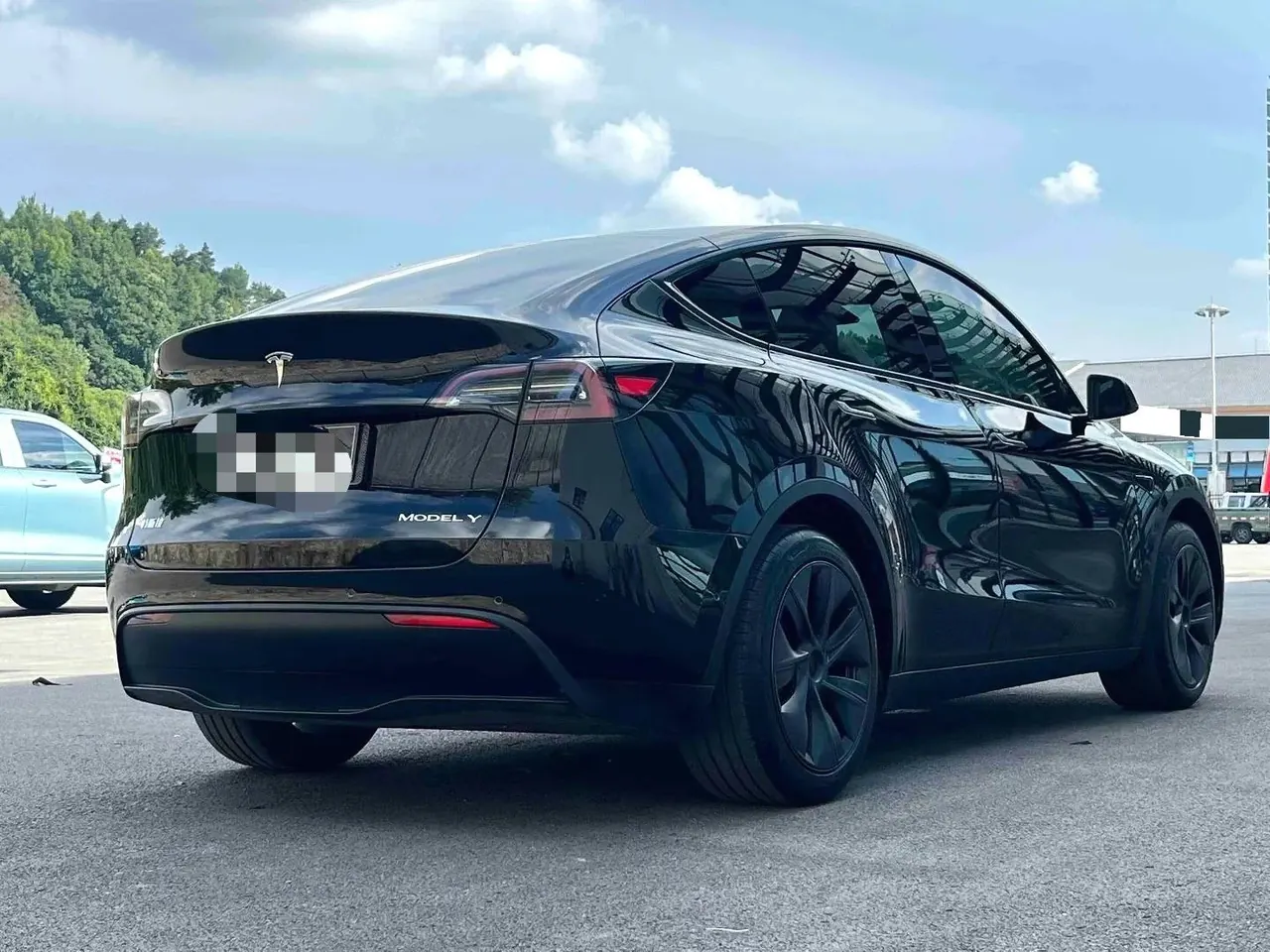 Tesla 2023 Model Y rear-wheel drive version automatic transmission 9