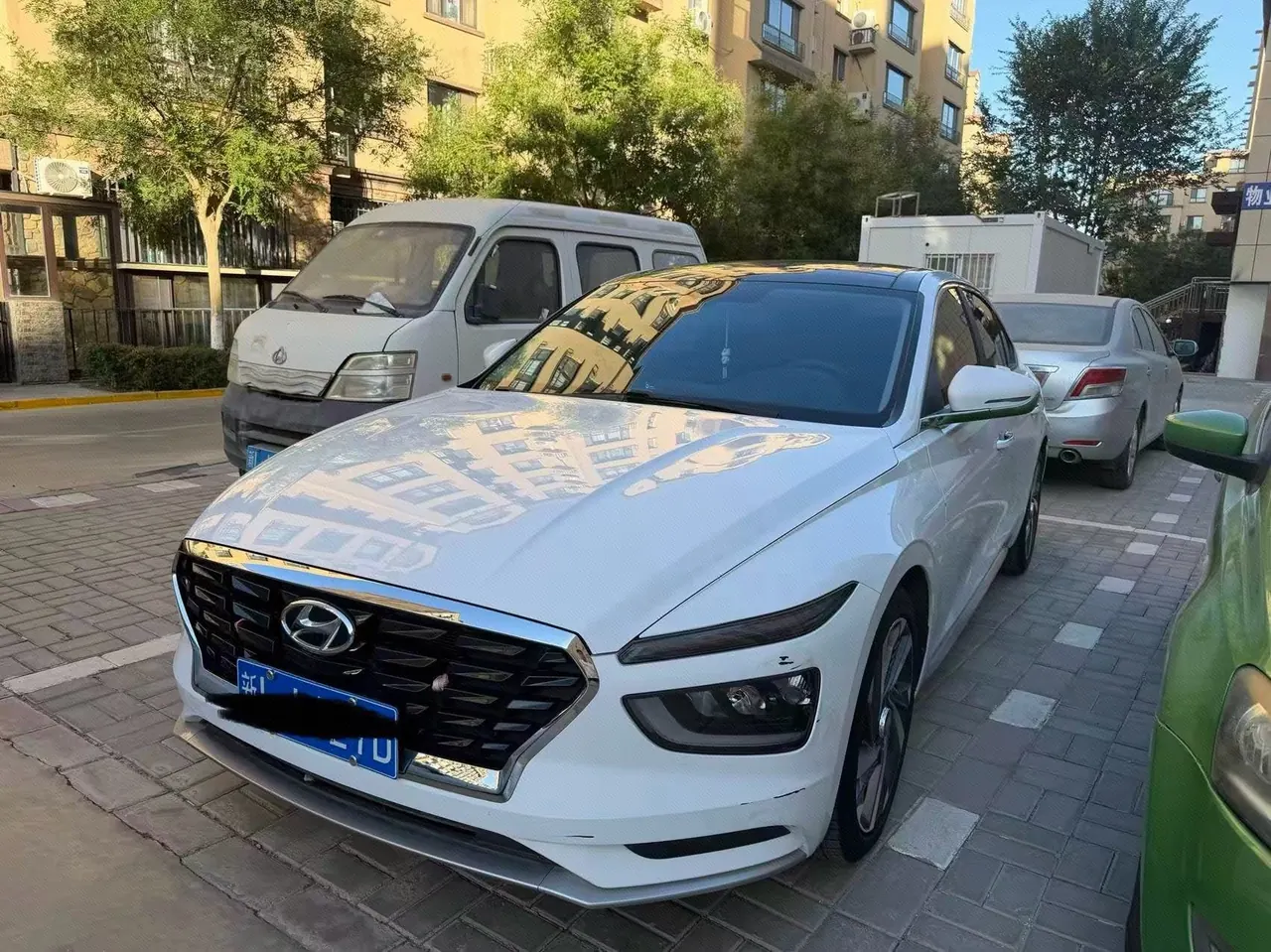 Hyundai 2021 Name Figure 1.8 Stepless LUX Premium Edition Automatic Gear - View 1