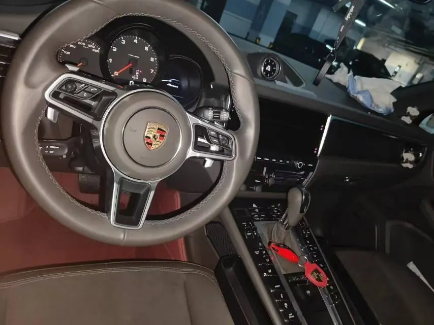 Porsche Macan (Imported) 2020 Macan 2.0T Automatic Gear 5