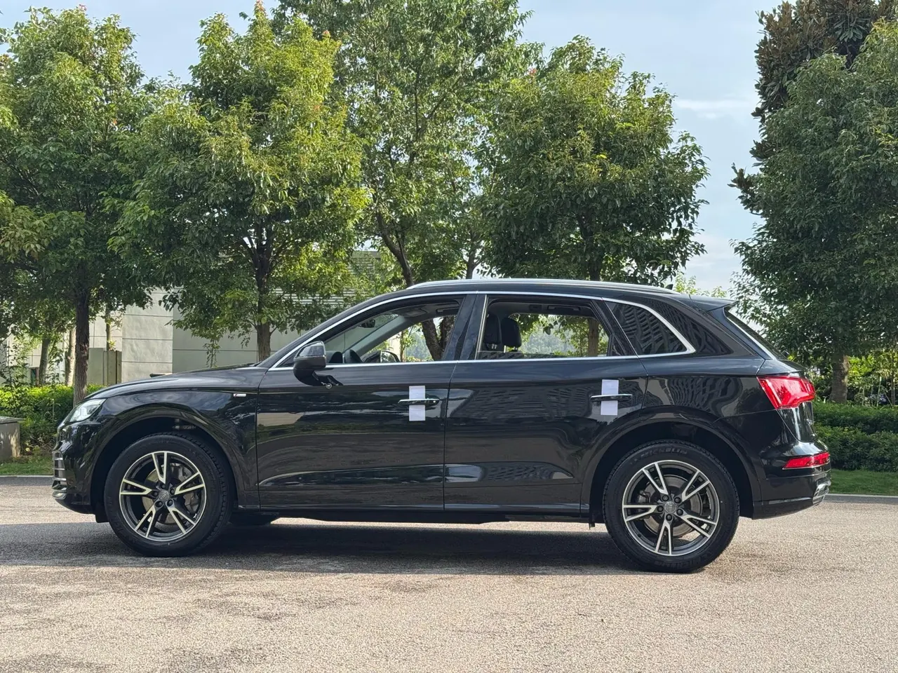 Audi 2020 Q5L 2.0TFSI 40TFSI Rongxiang Fashion Automatic 10