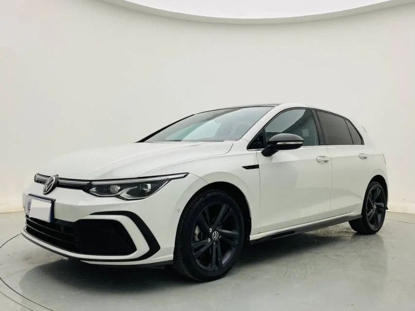 Open image lightbox: Volkswagen 2021 Golf 8 R-Line 1.4TSI 280TSI Automatic