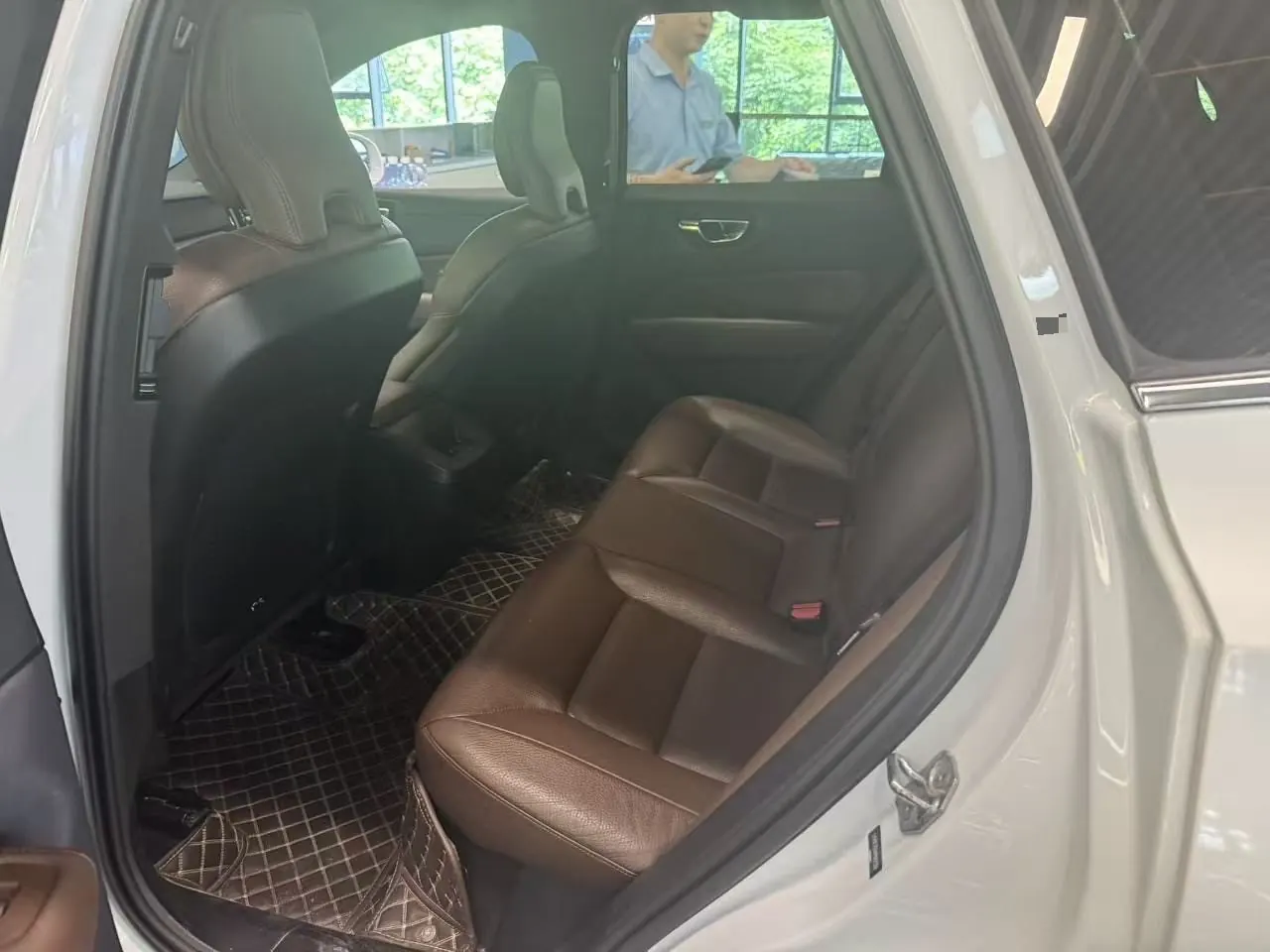 Volvo 2021 XC60 2.0T T5 4-wheel drive smart luxury automatic gear 5