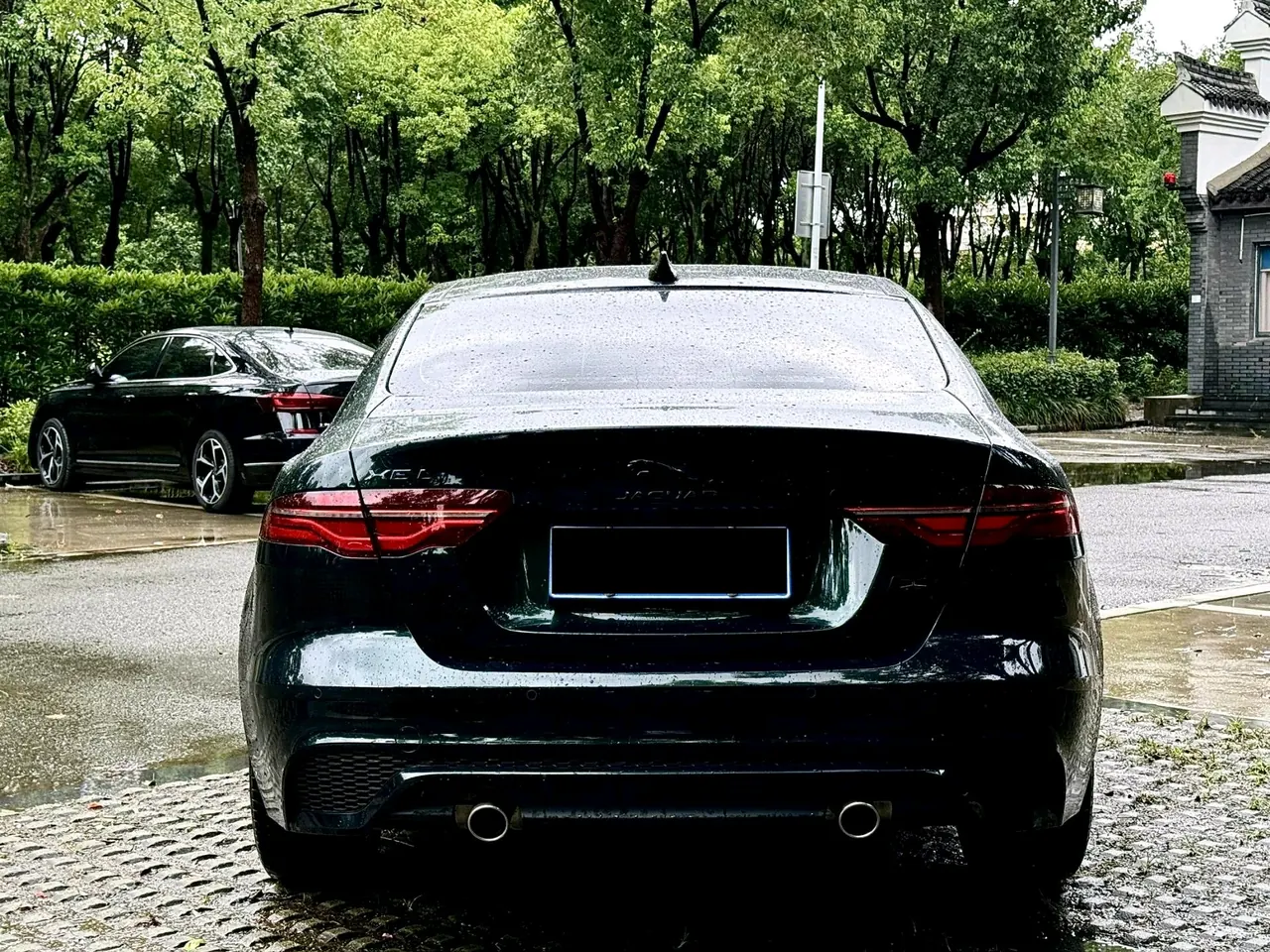 Jaguar 2024 XEL 2.0T 250PS R-DYNAMIC S Yao Black Sports Edition Automatic Gear 10