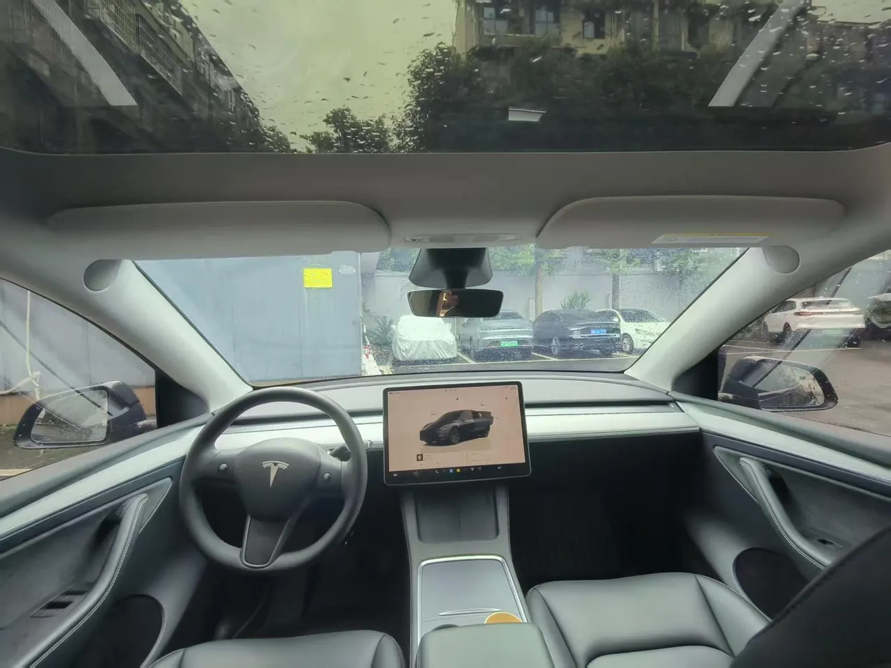 Tesla 2024 Model Y rear-wheel drive version automatic transmission 3