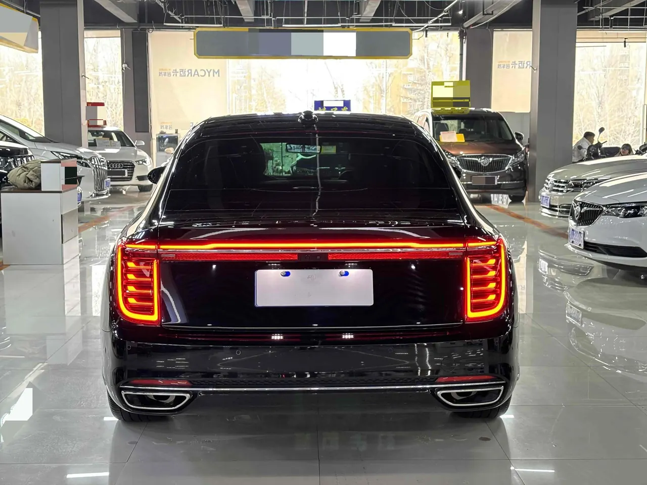 HongQi 2020 H9 48V 2.0T Zhilian Qi Chang Edition Automatic Gear 3