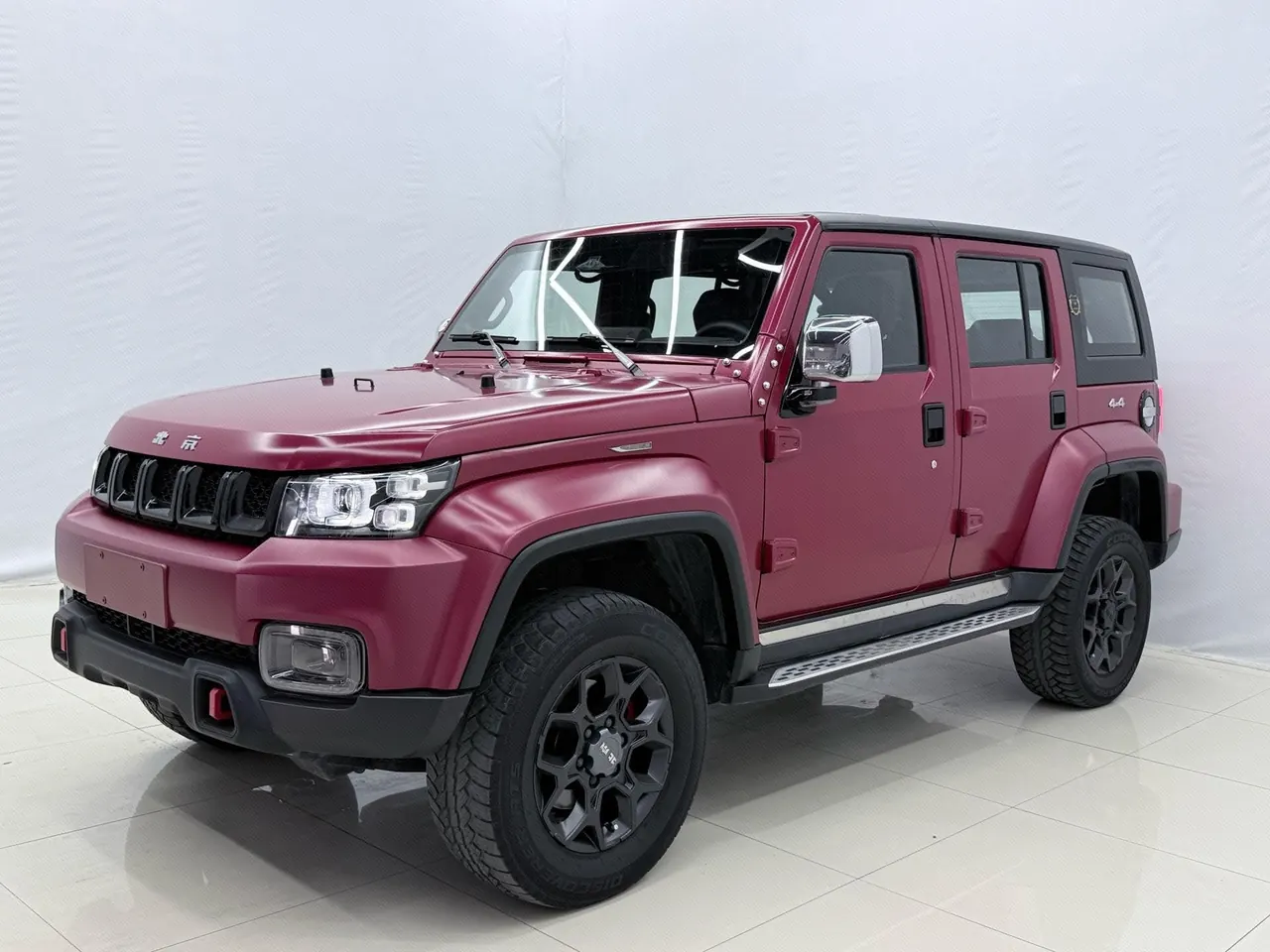 打开图片灯箱:Beijing 2021 BJ40 2.3T Four-wheel Drive Blade Hero Edition Extreme Automatic Gear