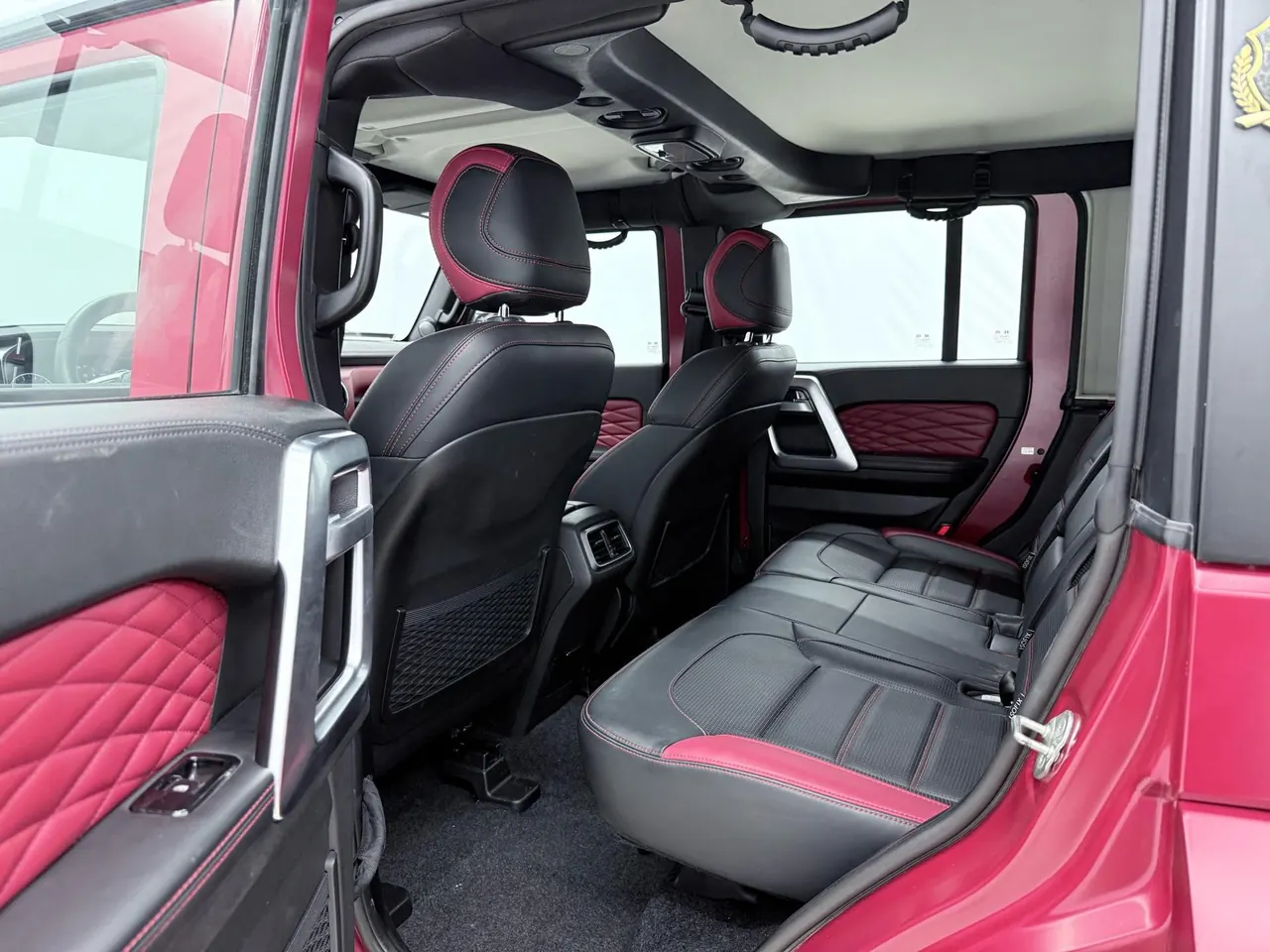 Beijing 2021 BJ40 2.3T Four-wheel Drive Blade Hero Edition Extreme Automatic Gear 6