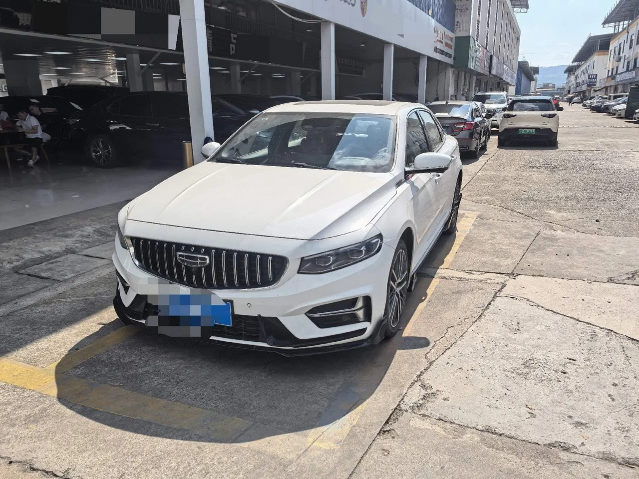 Open image lightbox: Geely 2023 Xingrui 1.5TD Kunlun Edition Automatic Gear
