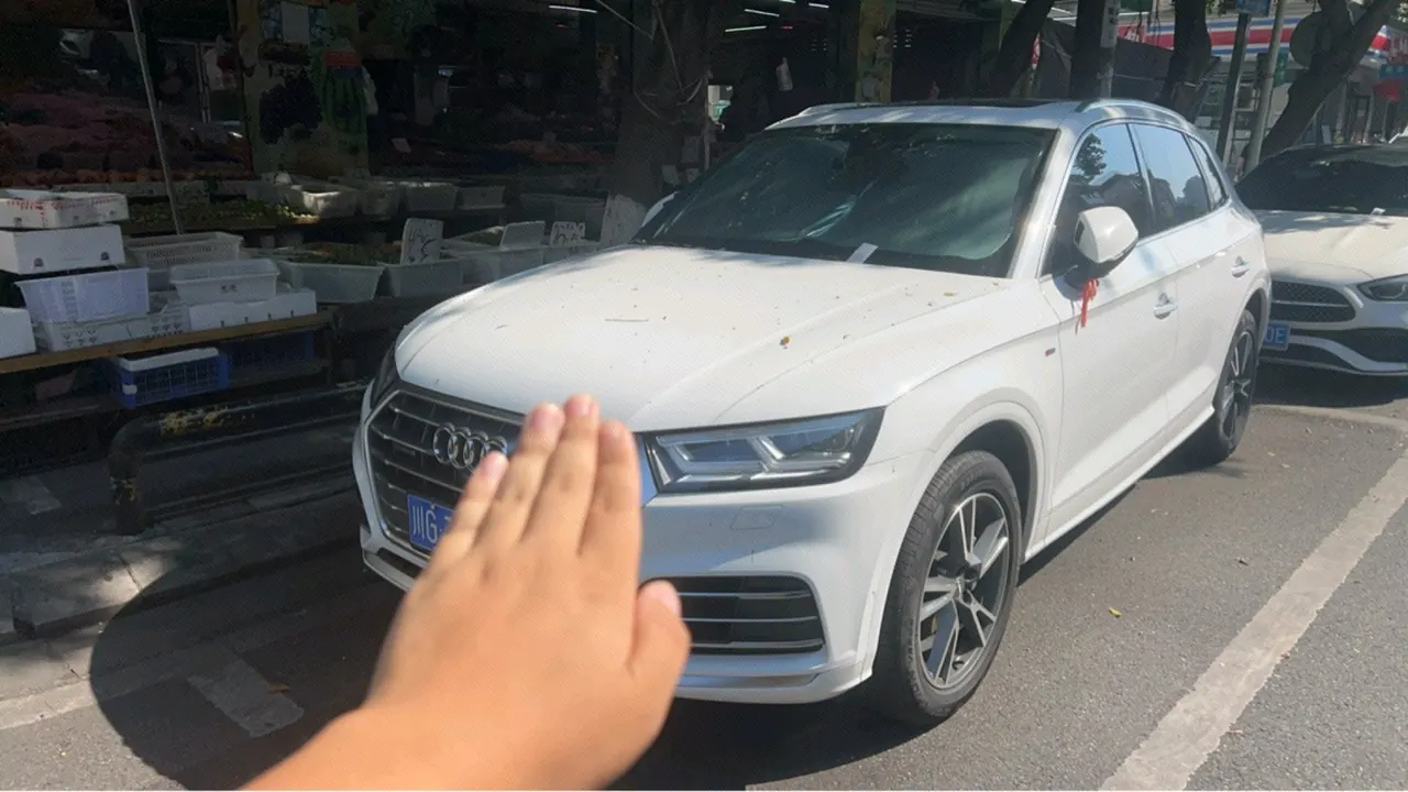 Open image lightbox: Audi 2020 Q5L 2.0TFSI 45TFSI exclusive fashion automatic