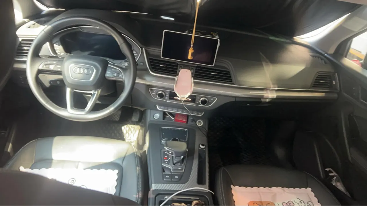 Audi 2020 Q5L 2.0TFSI 45TFSI exclusive fashion automatic 10
