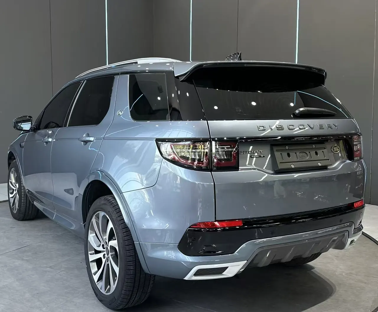 Land Rover 2020 Discovery Sports Edition 48V 2.0T 249PS R-Dynamic S Performance Edition Automatic Gear 6