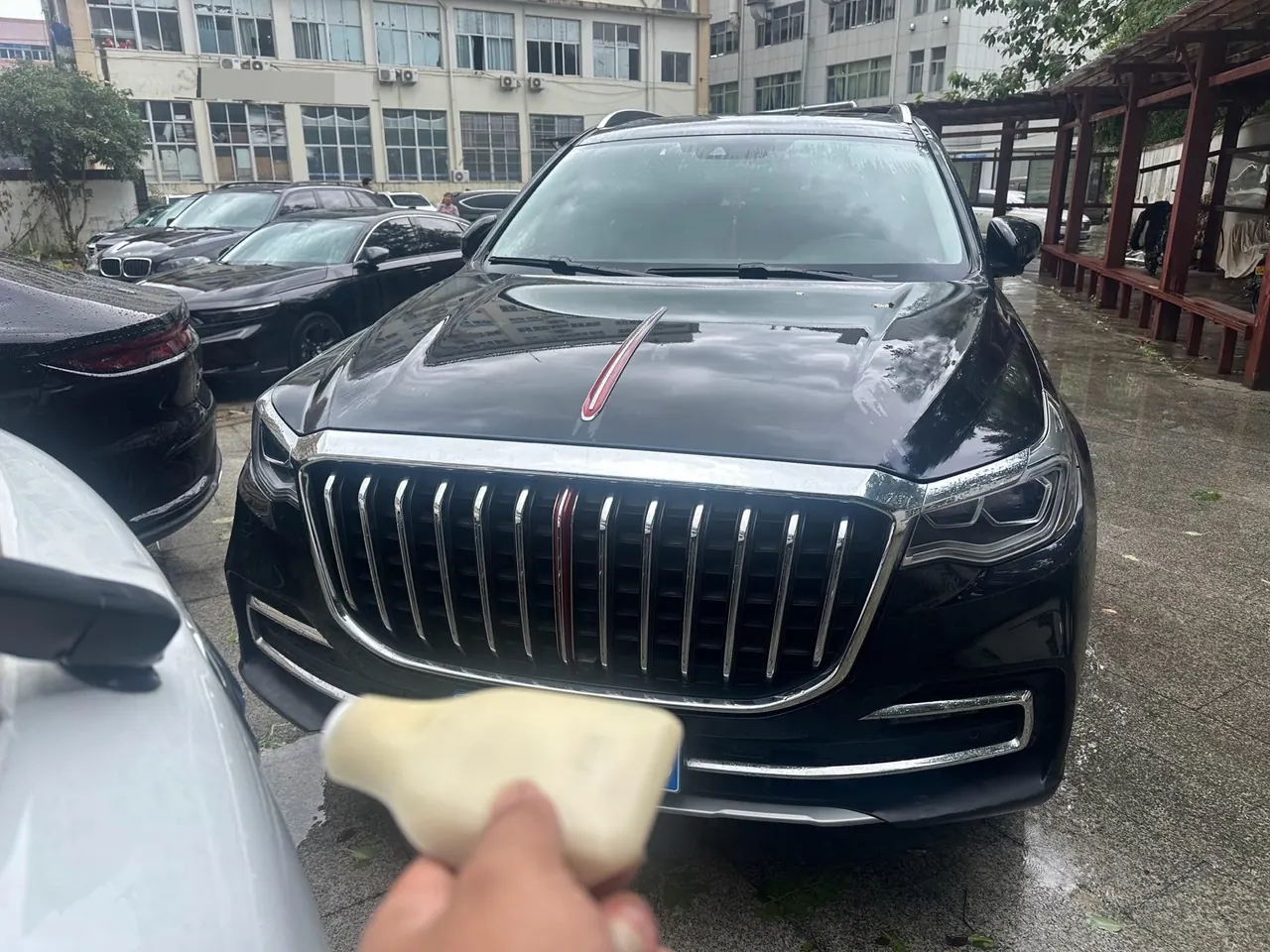 HongQi 2021 HS7 48V 2.0T Two-Drive Smart Flag Chang Edition Automatic Gear 2