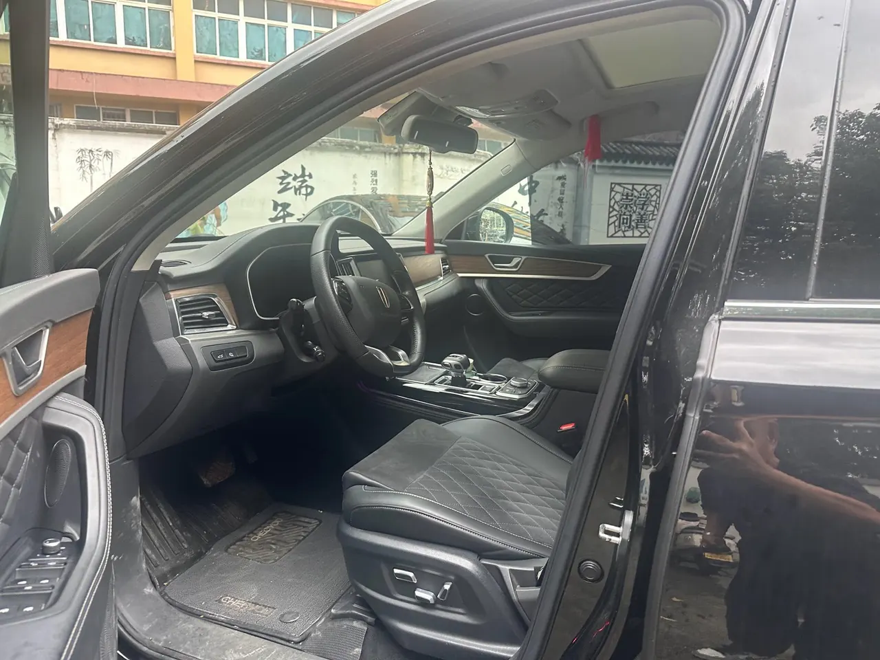 HongQi 2021 HS7 48V 2.0T Two-Drive Smart Flag Chang Edition Automatic Gear 3