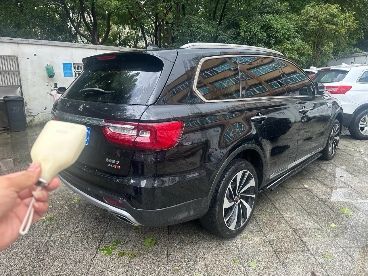 HongQi 2021 HS7 48V 2.0T Two-Drive Smart Flag Chang Edition Automatic Gear 6