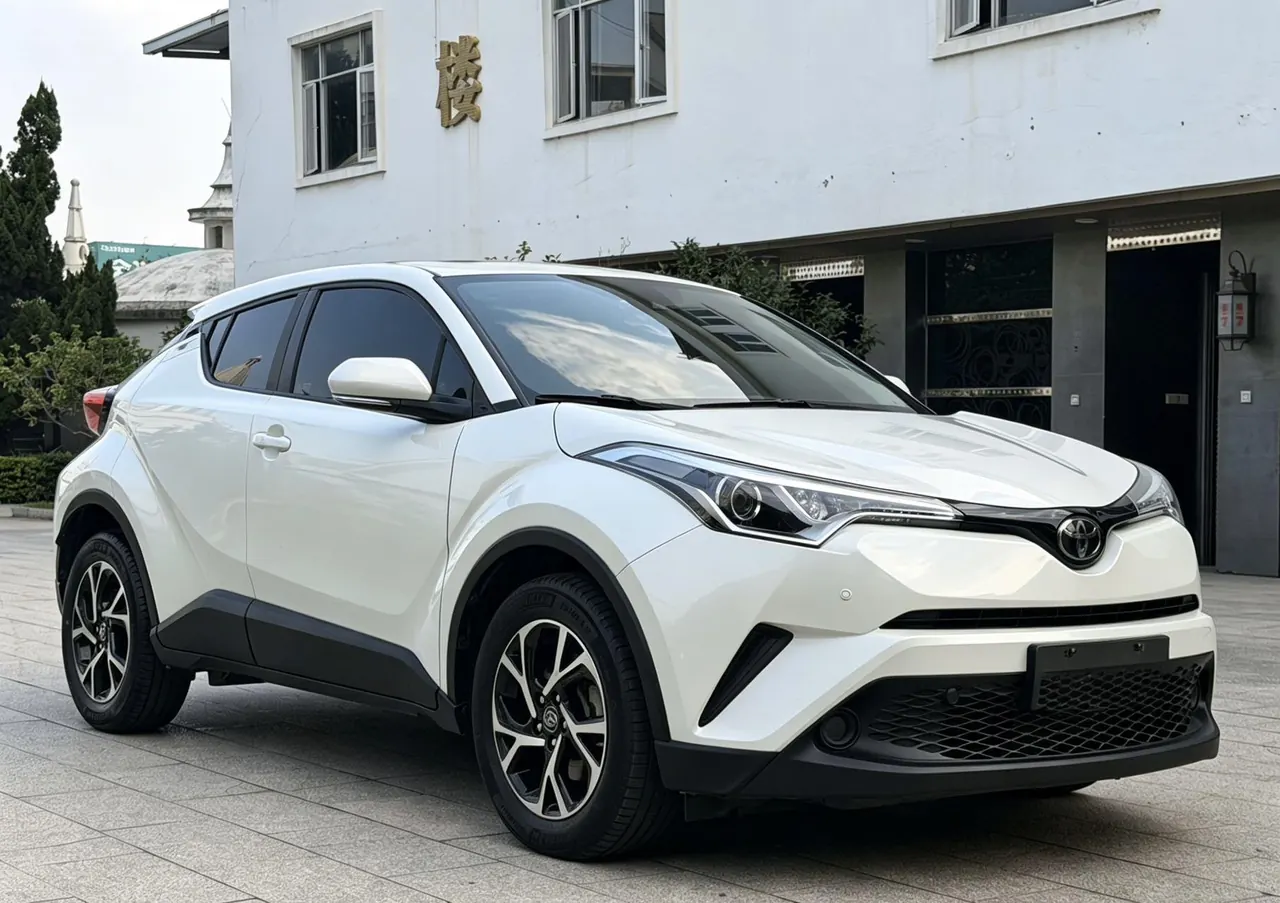 Toyota 2020 C- HR 2.0 Stepless Comfort Edition Automatic Gear 2
