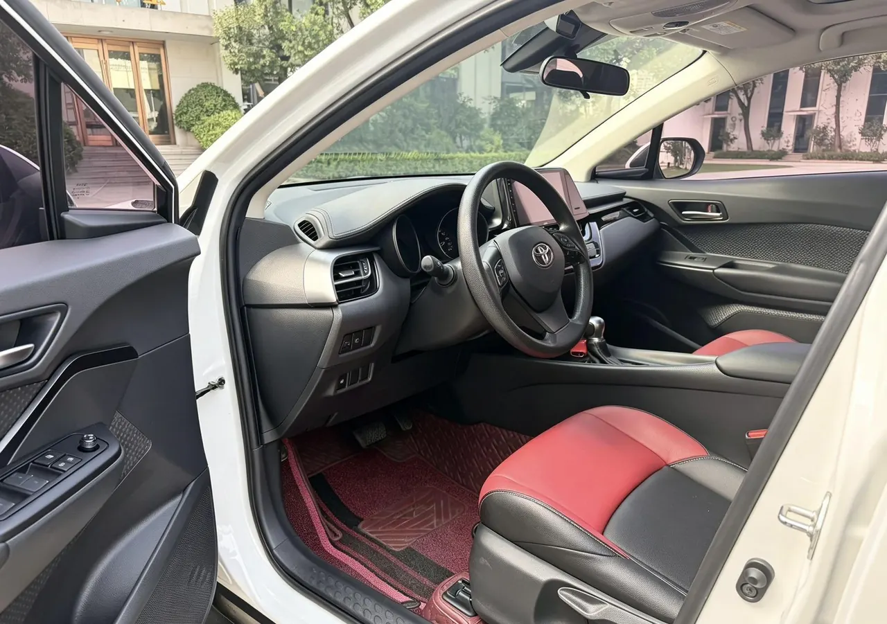 Toyota 2020 C- HR 2.0 Stepless Comfort Edition Automatic Gear 4