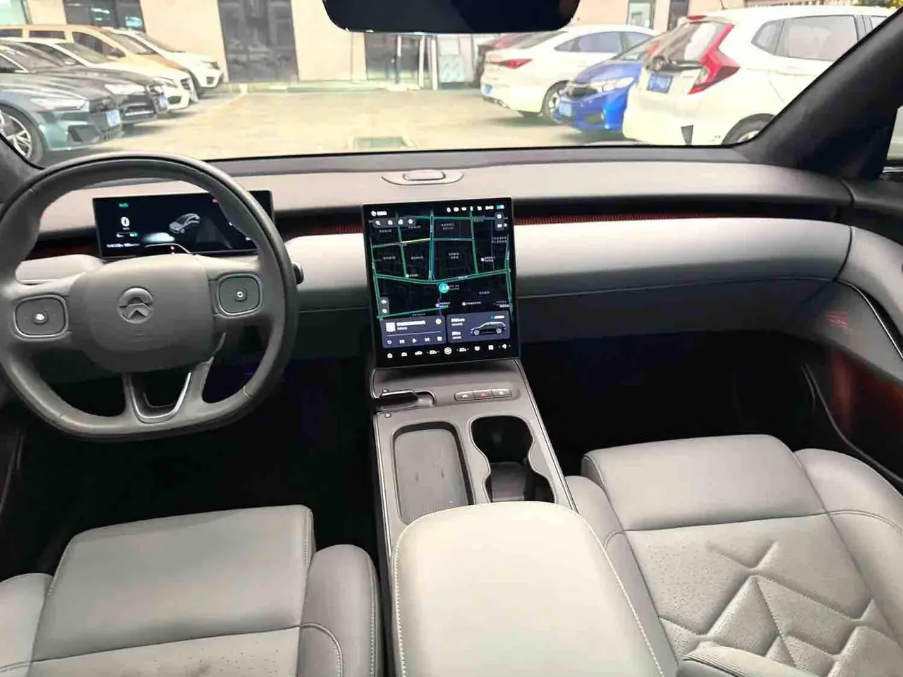 NIO 2023 ET5T 75kWh Touring automatic 4