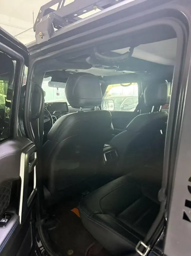 Beijing 2020 BJ40 2.0T 4-wheel drive city hunter version chivalrous automatic gear 5