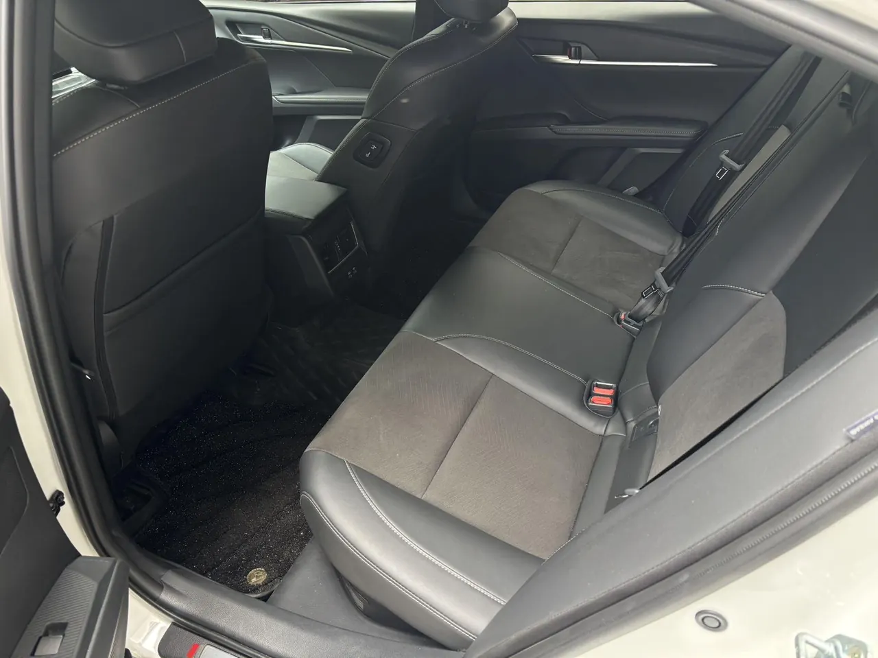 Toyota 2024 Camry Dual Engine 2.0HXS CVT Sport PLUS Edition Automatic Transmission 4