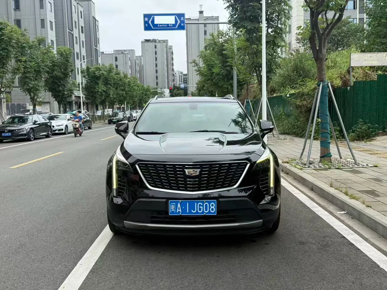 Cadillac 2020 XT4 2.0T 28T Two-Drive Luxury Automatic Gear 2