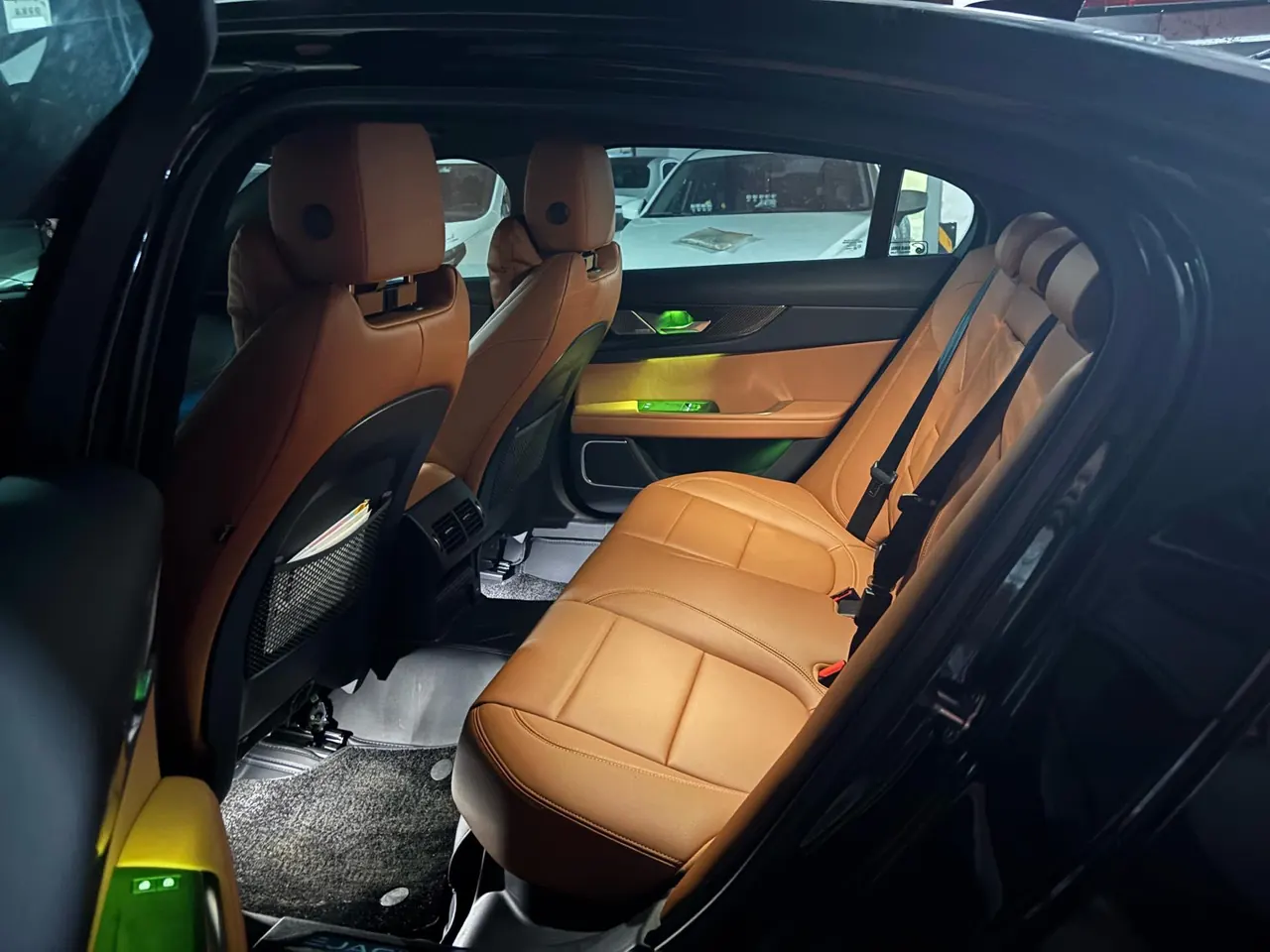 Jaguar 2024 XEL 2.0T 250PS R-DYNAMIC S Enterprising Sports Edition Automatic Gear 6