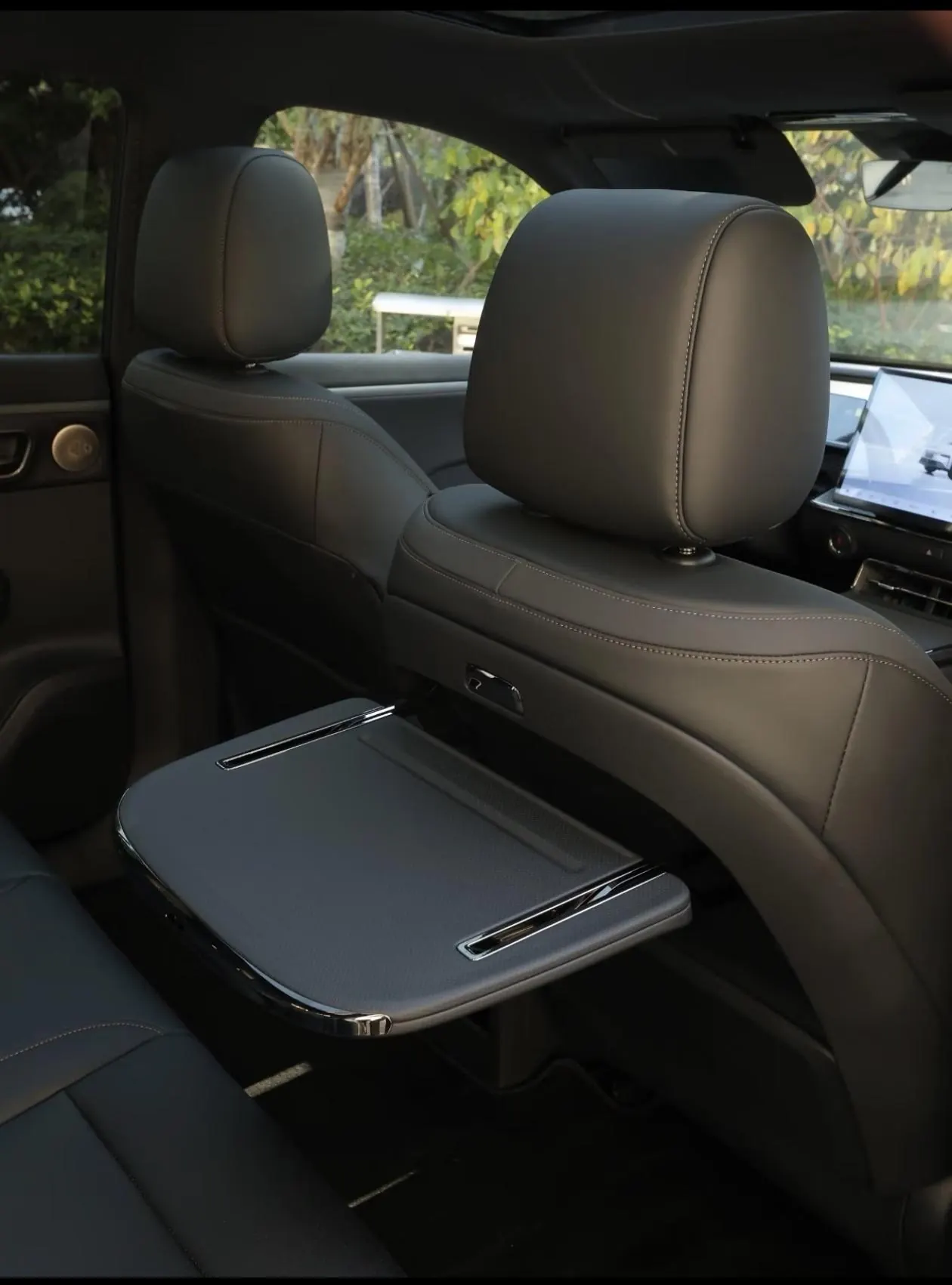 Toyota 2026 Platinum Intelligence 3X 520 Pro Knight Edition Automatic Gear 2