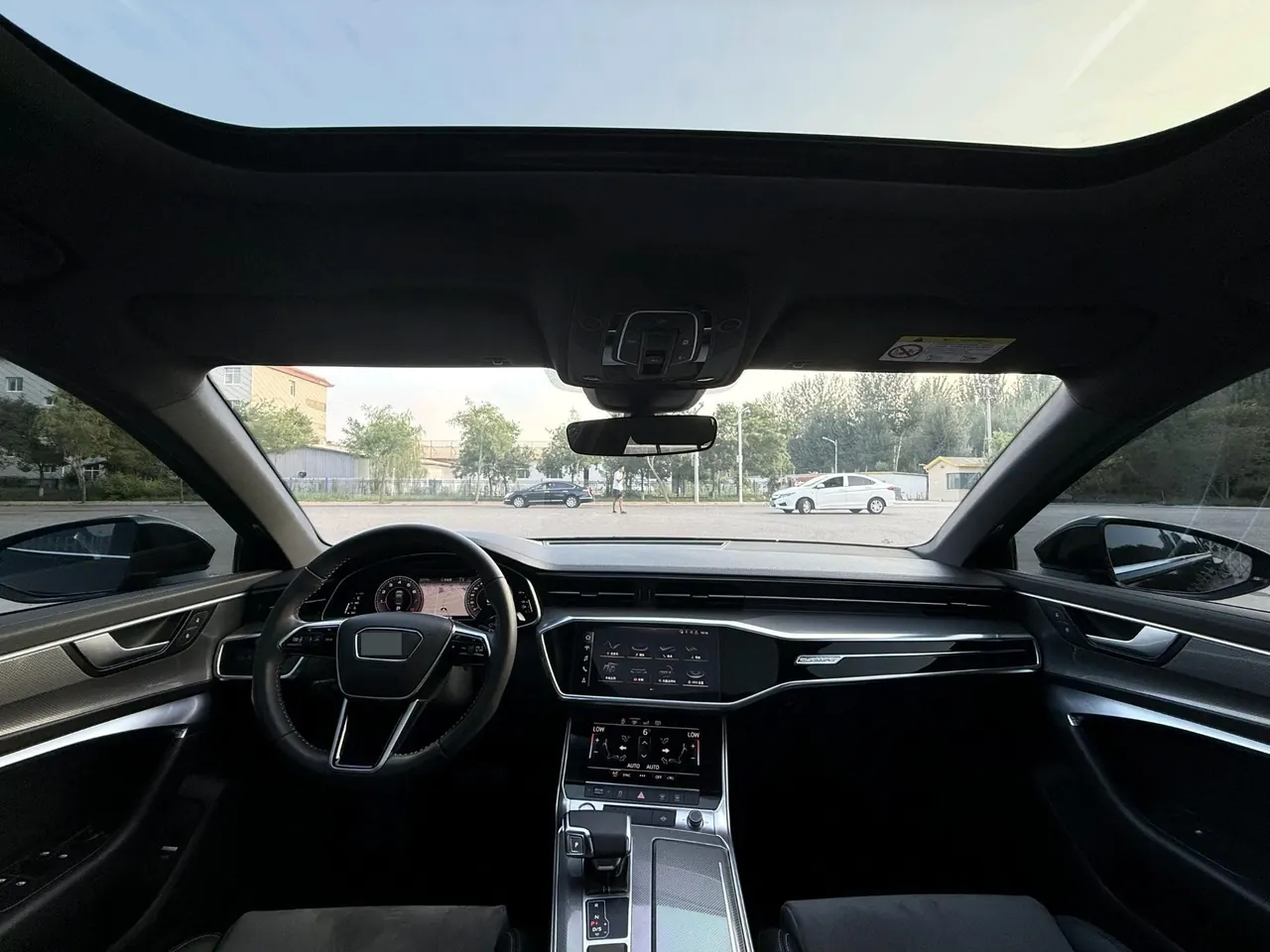 Audi 2020 A6L 2.0TFSI 40TFSI Deluxe Dynamic Automatic 5