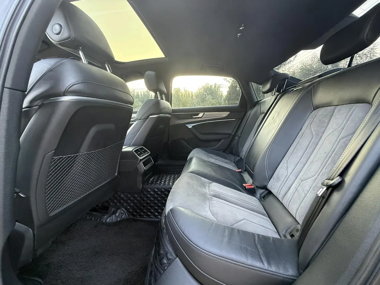 Audi 2020 A6L 2.0TFSI 40TFSI Deluxe Dynamic Automatic 6