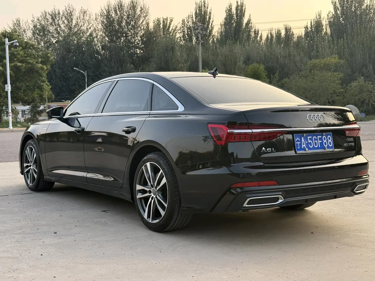 Audi 2020 A6L 2.0TFSI 40TFSI Deluxe Dynamic Automatic 7