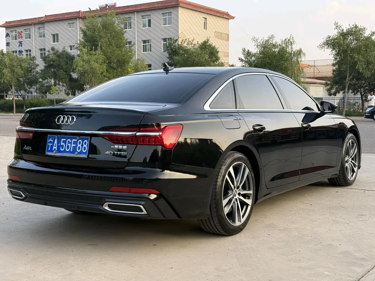 Audi 2020 A6L 2.0TFSI 40TFSI Deluxe Dynamic Automatic 9
