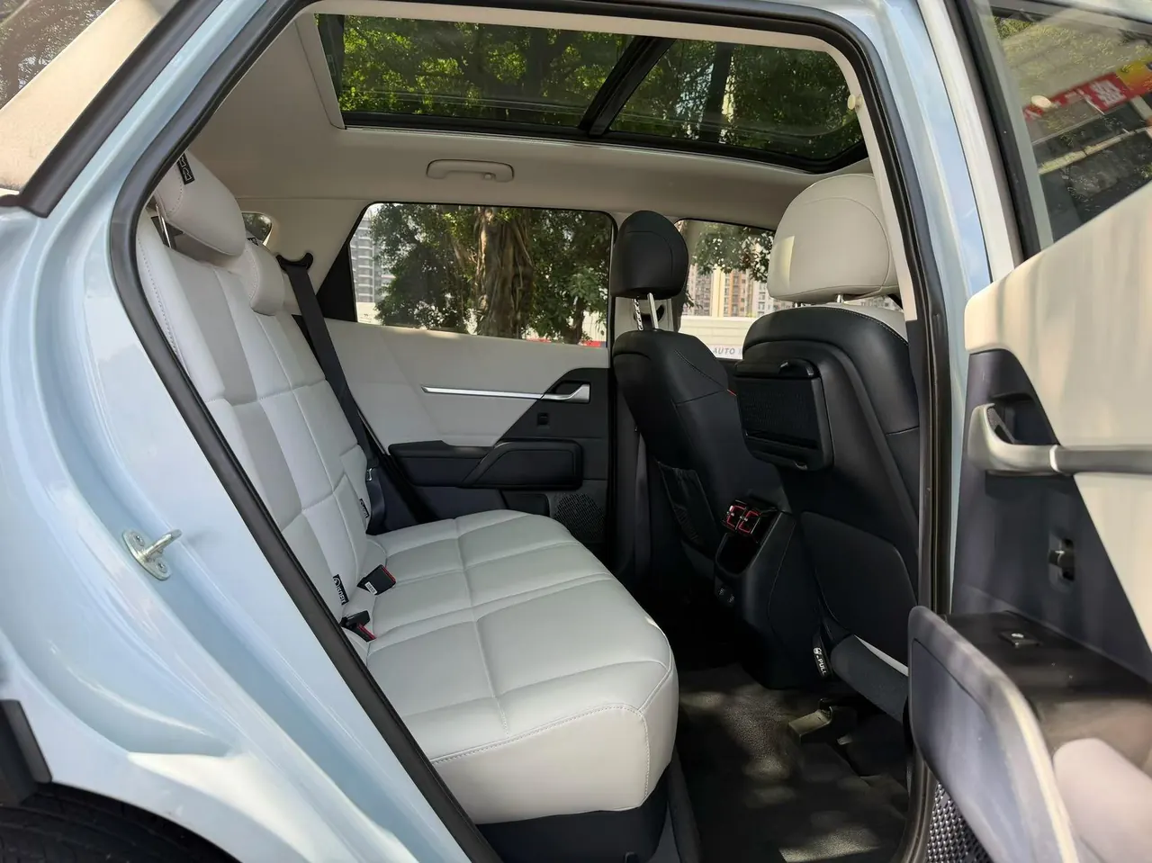 Hyundai 2023 MUFASA (Mu Sa) 2.0 LUX Premium Edition Automatic Gear 5