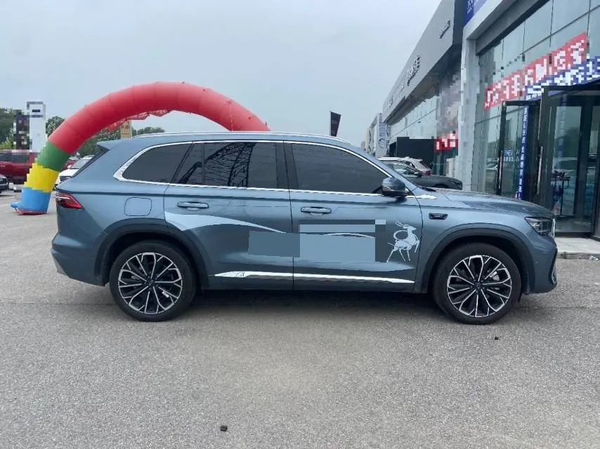 Geely 2026 XingyueL (Monjaro) 2.0TD Oriental Obsidian full moon version automatic gear 4