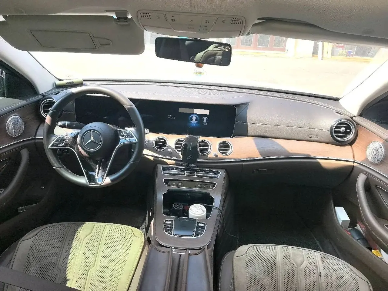 Mercedes Benz E Class 2023 E 300 L 2.0T Luxury Automatic Gear 4