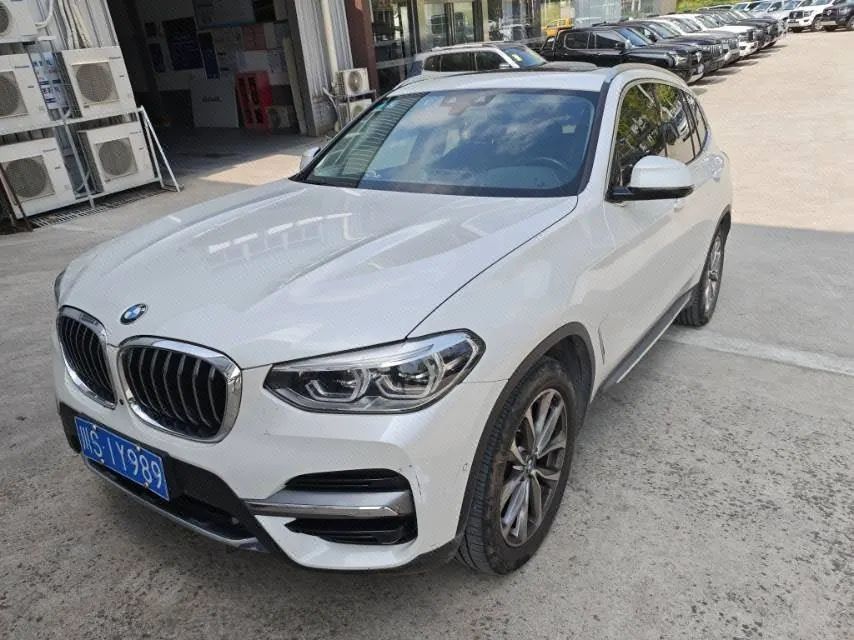 打开图片灯箱：BMW 2020 X3 xDrive25i 2.0T luxury set automatic gear