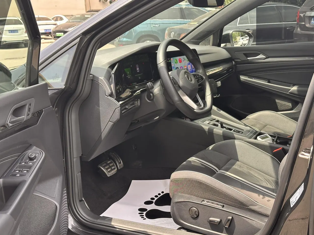 Volkswagen 2023 Golf 8 R-Line 1.4TSI 280TSI Automatic 2