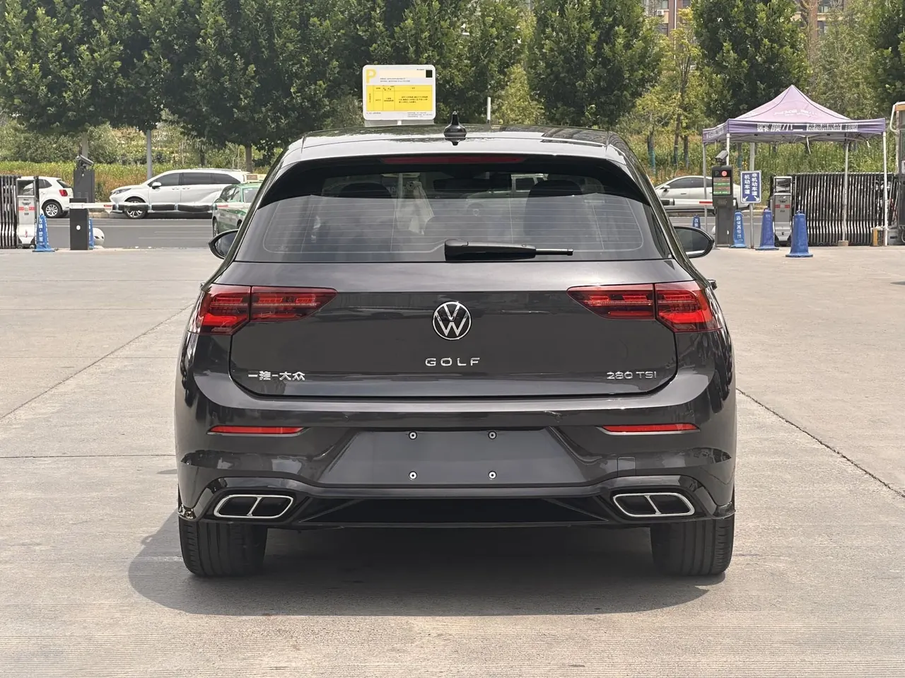 Volkswagen 2023 Golf 8 R-Line 1.4TSI 280TSI Automatic 6