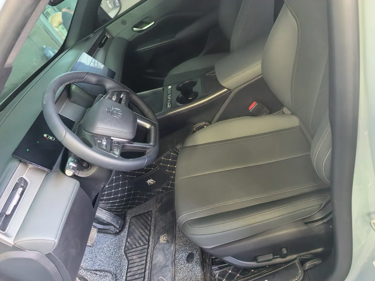 BYD 2026 Qin PLUS DM-i 1.5 stepless 210KM aggressive automatic gear 4