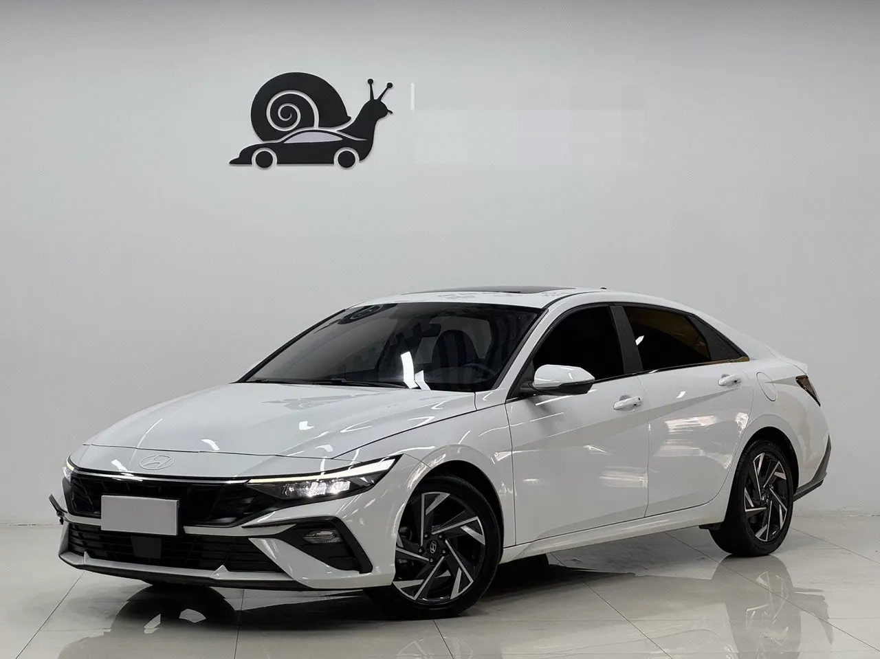 Open image lightbox: Hyundai 2023 Elantra-sedan 1.5 stepless GLX elite automatic gear