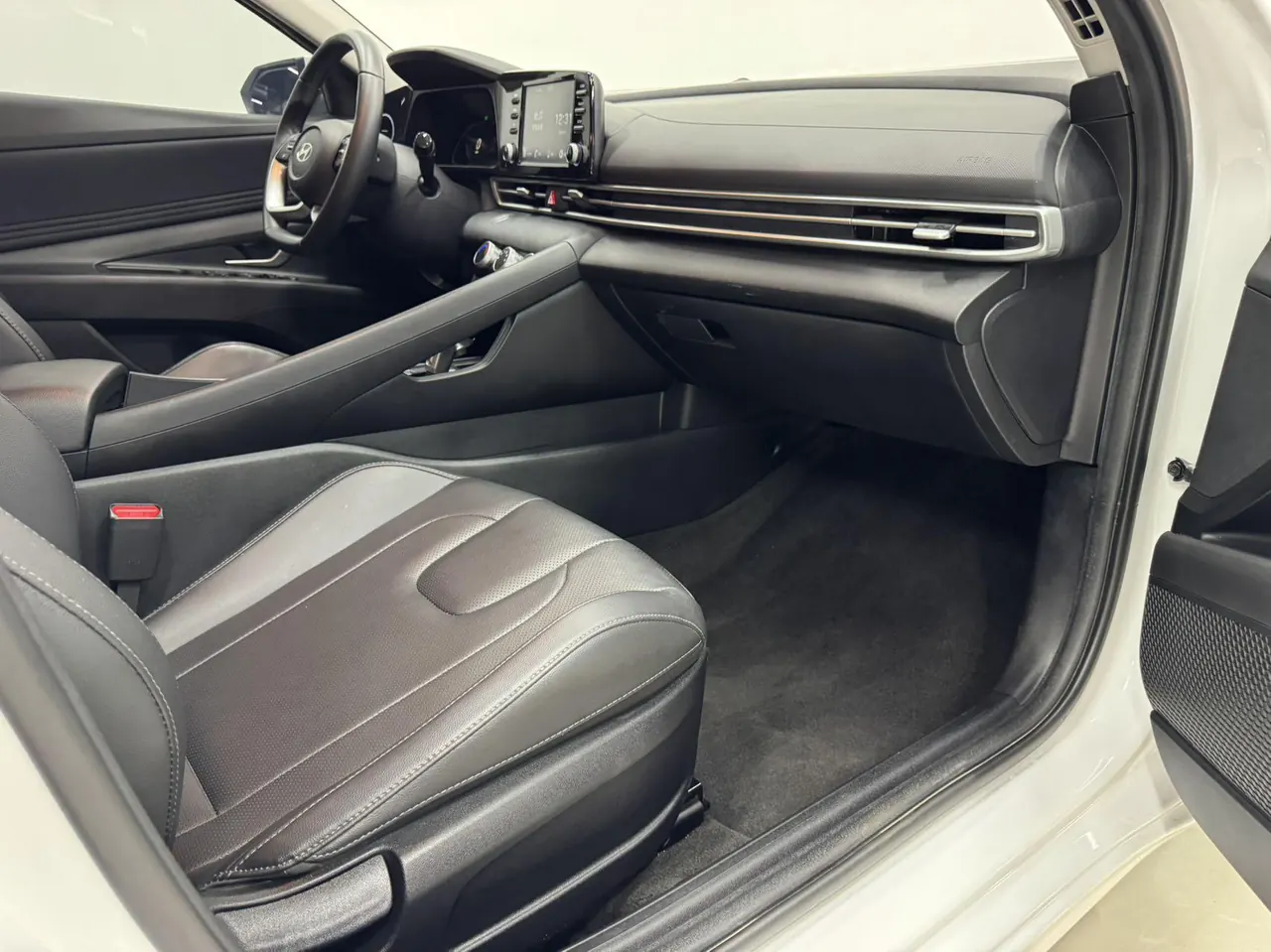 Hyundai 2023 Elantra-sedan 1.5 stepless GLX elite automatic gear 11