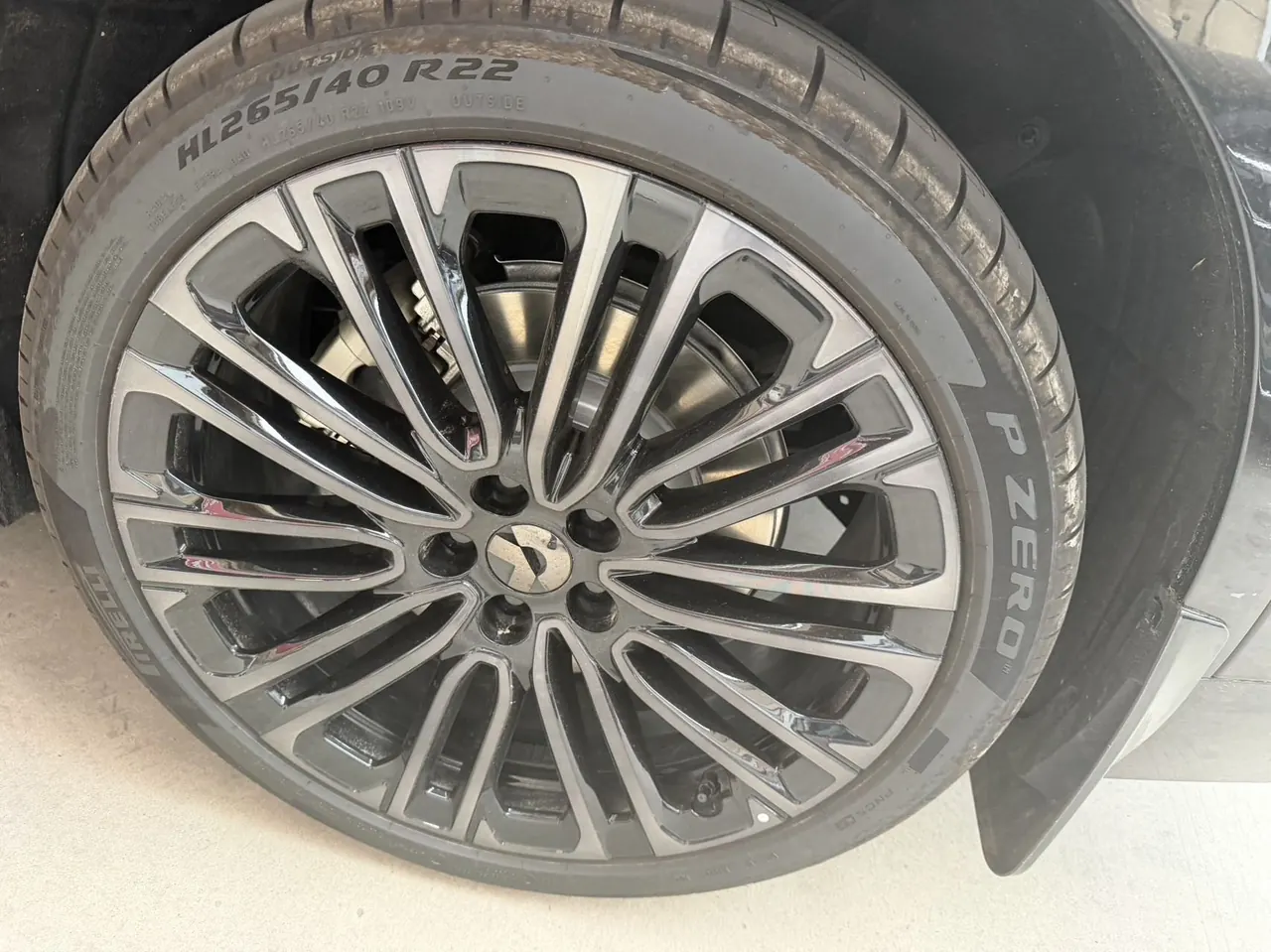 NIO 2026 ES8 6-seat Xuankin Special Edition Automatic Gear 5